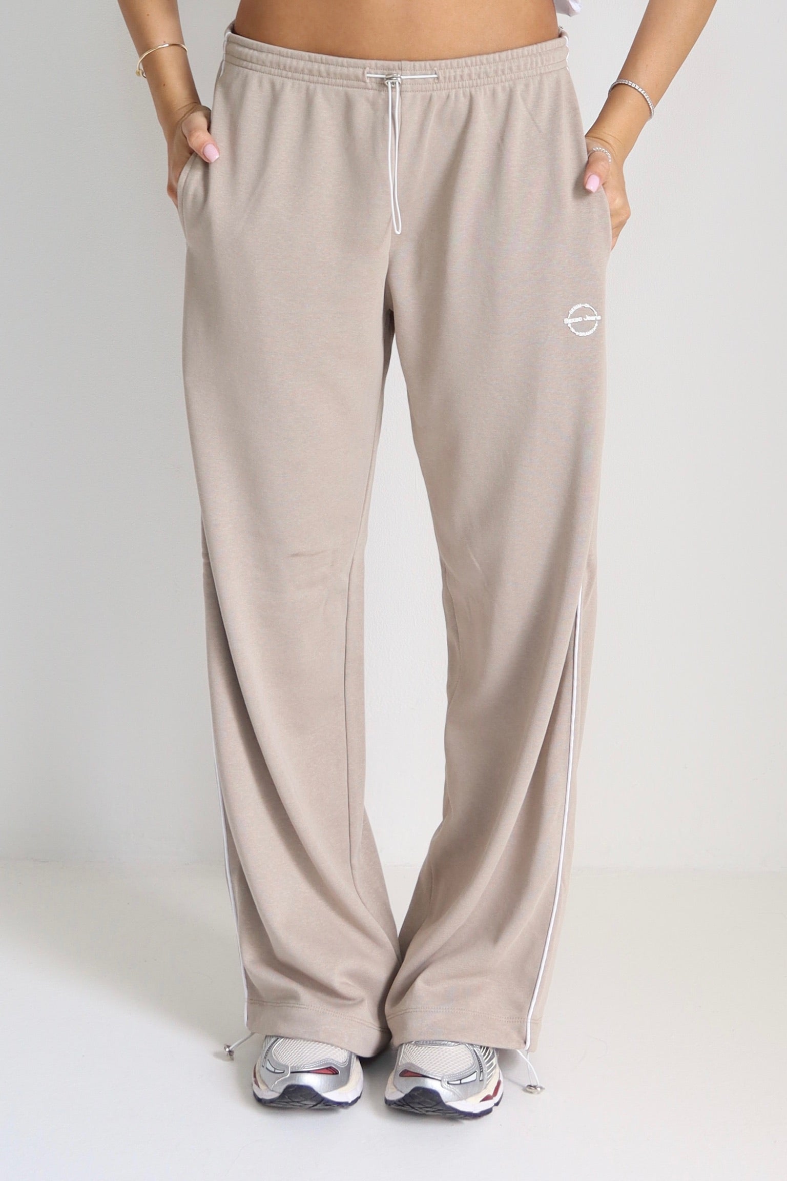 מכנס ניקי 2254