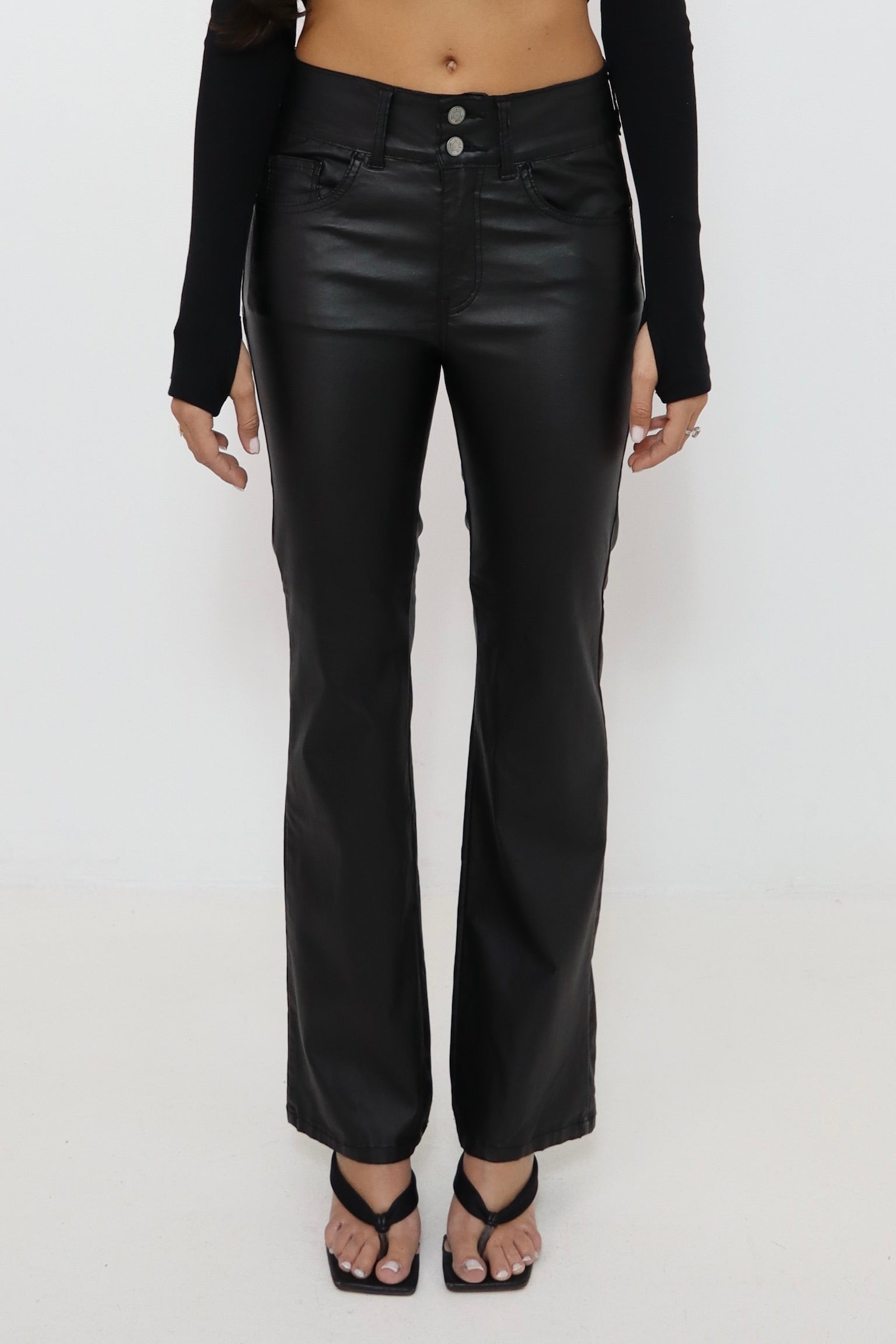 מכנס דמוי עור לייקרה 3015